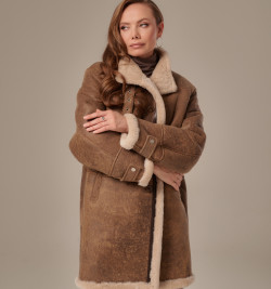 Женская дубленка в стиле винтаж