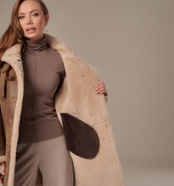 Женская дубленка в стиле винтаж