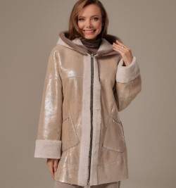 Двусторонняя дубленка с капюшоном
