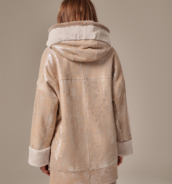 Двусторонняя дубленка с капюшоном