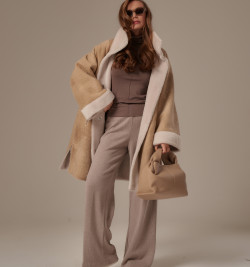 Двусторонняя дубленка оверсайз