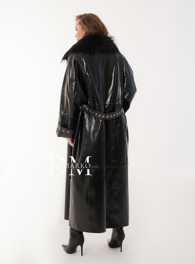 Демисезонное кожаное пальто с мехом