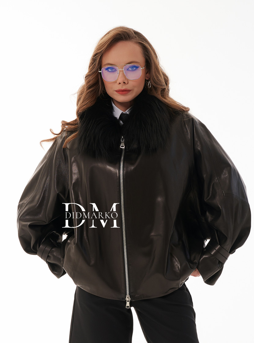 Демисезонная куртка с мехом