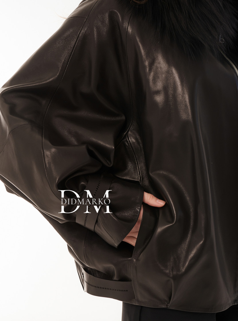 Демисезонная куртка с мехом