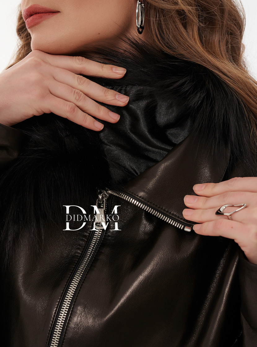 Демисезонная куртка с мехом