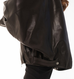 Демисезонная куртка с мехом