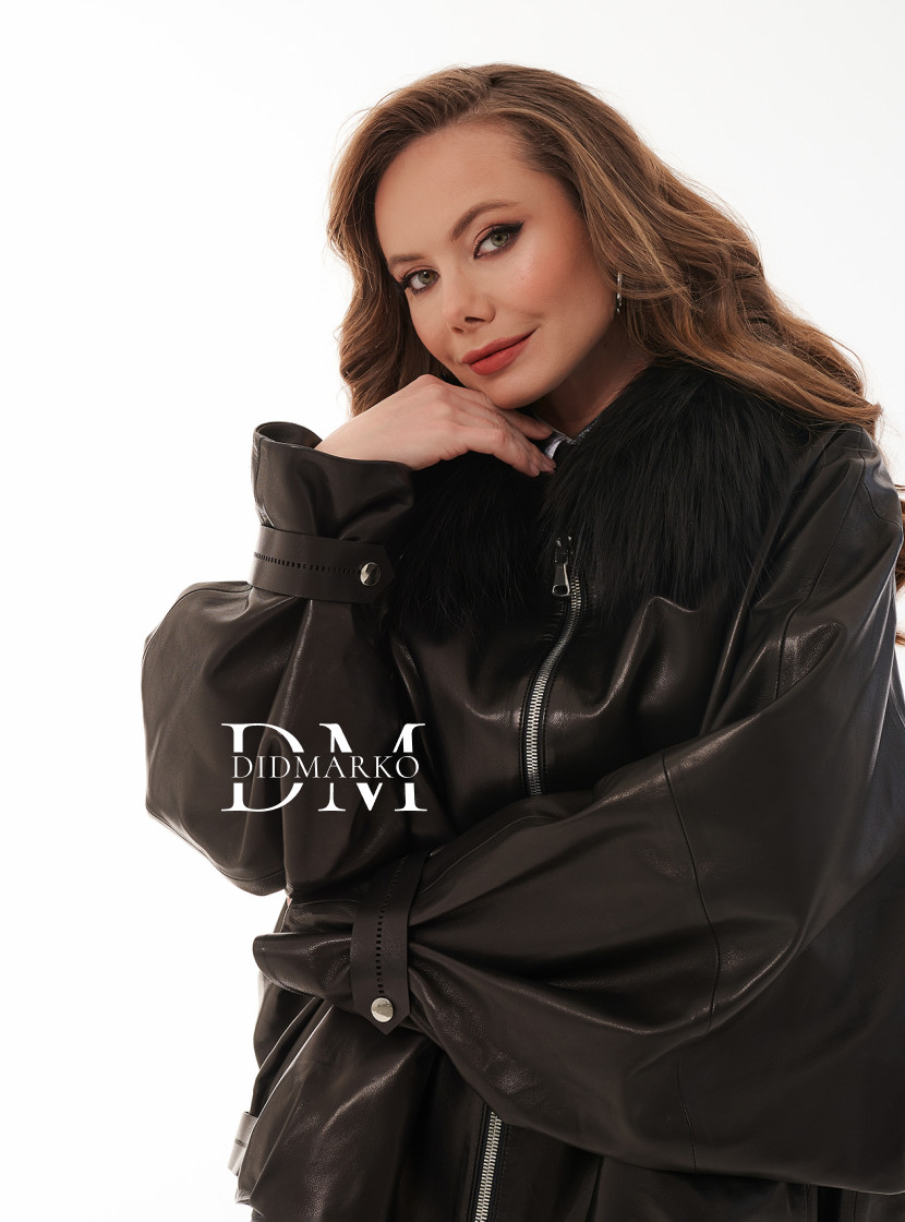 Демисезонная куртка с мехом