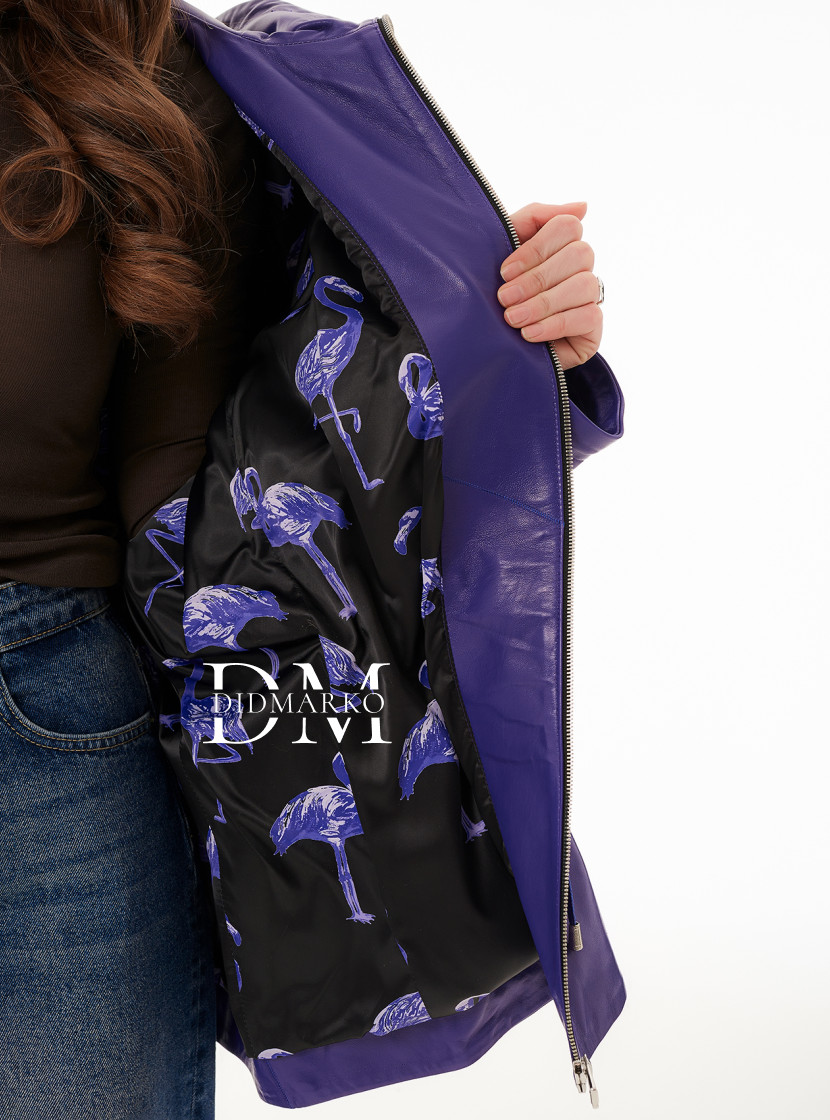 Женская кожаная куртка больших размеров фиолетового цвета