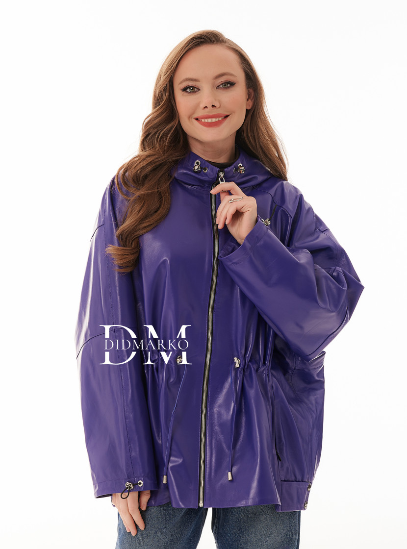 Женская кожаная куртка больших размеров фиолетового цвета