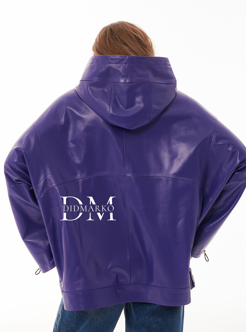 Женская кожаная куртка больших размеров фиолетового цвета