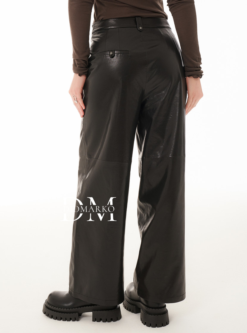 Кожаные брюки на резинке