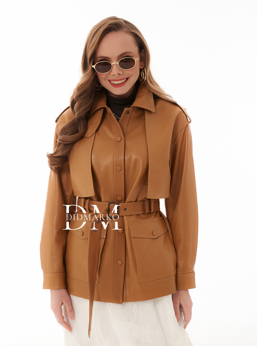 Куртка из кожи в рыжем оттенке: модный акцент  
