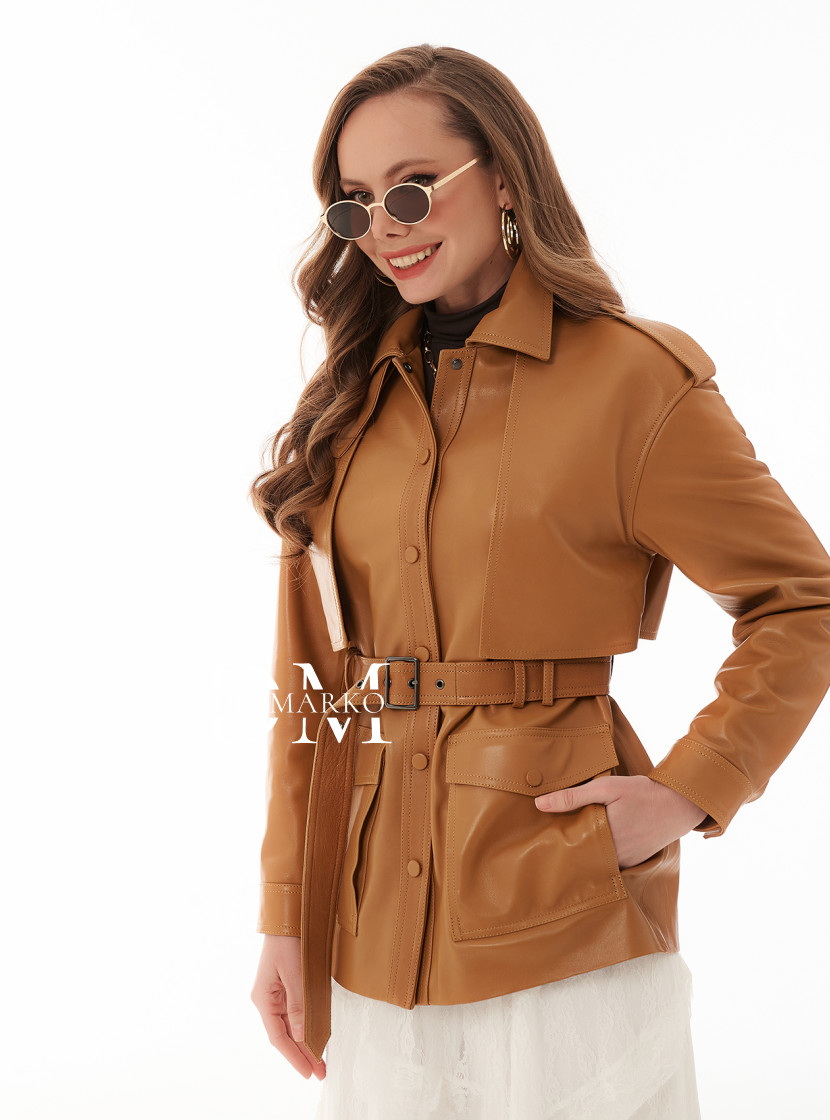 Куртка из кожи в рыжем оттенке: модный акцент