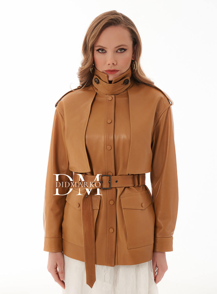Куртка из кожи в рыжем оттенке: модный акцент  