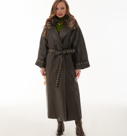 Утеплённое пальто из натуральной кожи с мехом