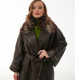 Утеплённое пальто из натуральной кожи с мехом
