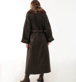 Утеплённое пальто из натуральной кожи с мехом