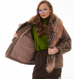 Кашемировая куртки с мехом чернобурки