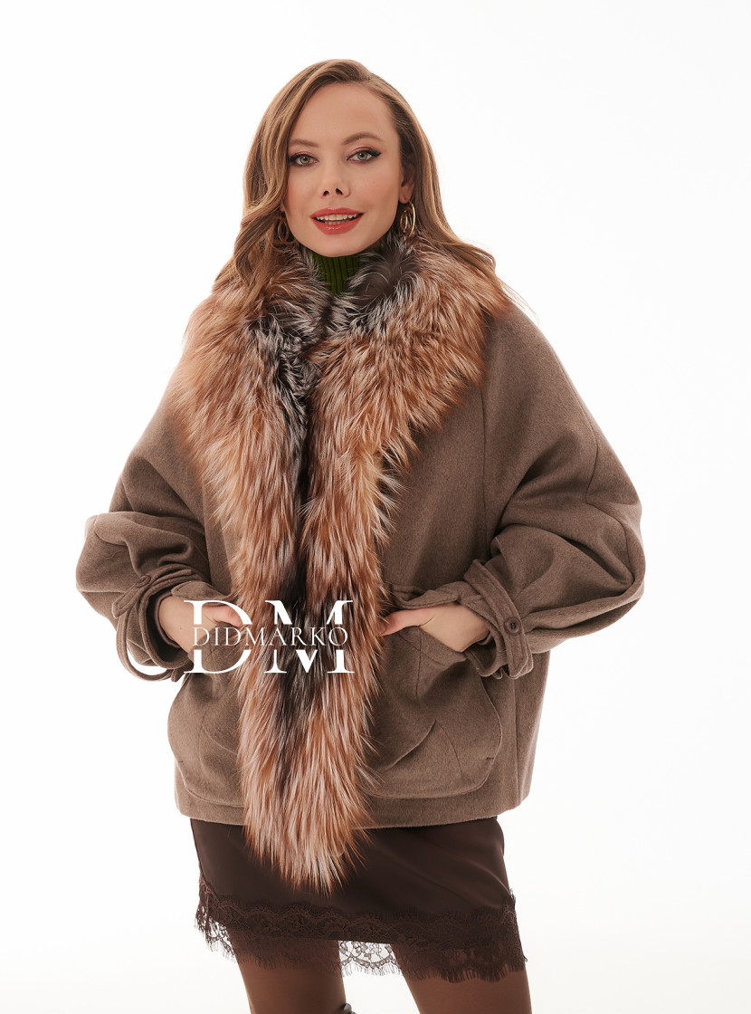 Кашемировая куртки с мехом чернобурки