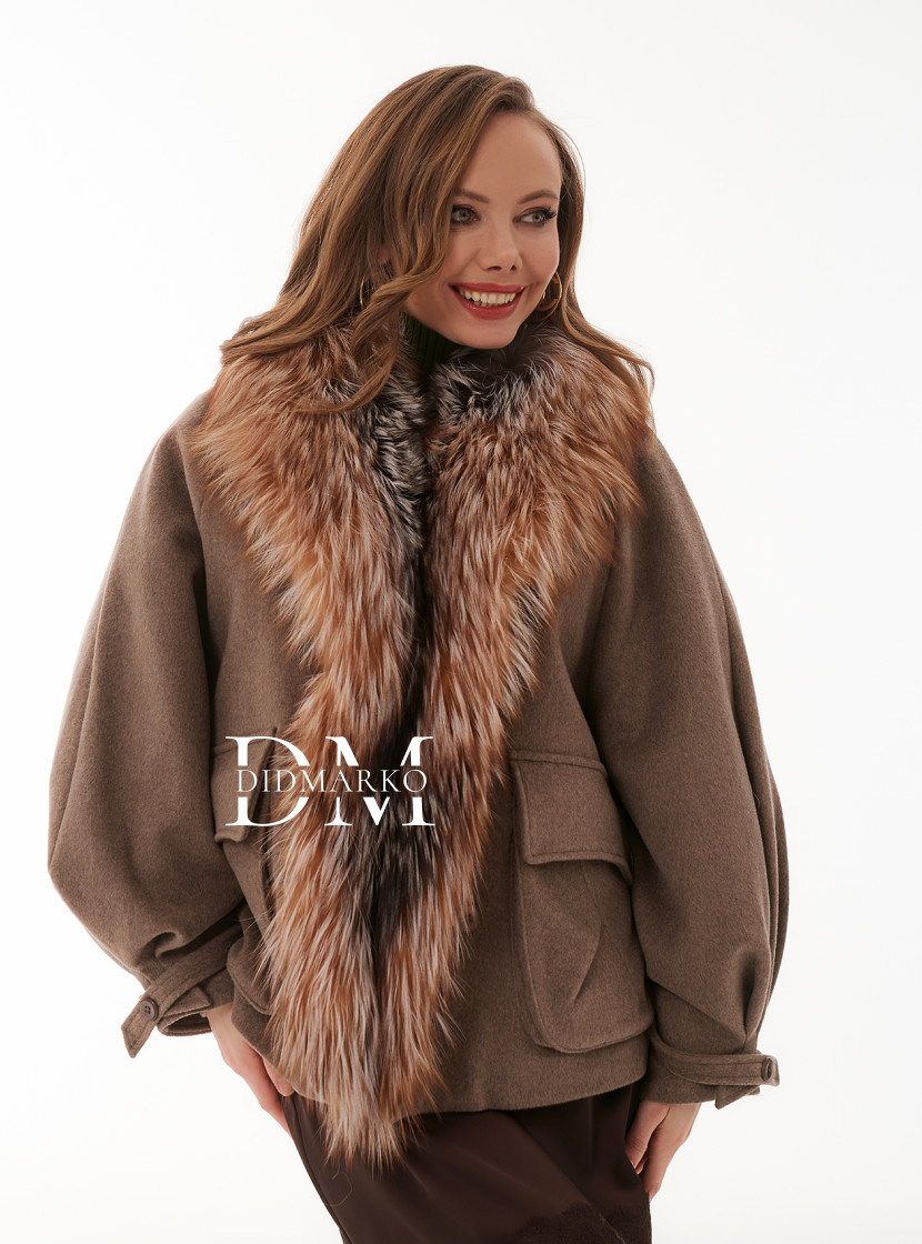 Кашемировая куртки с мехом чернобурки