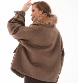 Кашемировая куртки с мехом чернобурки