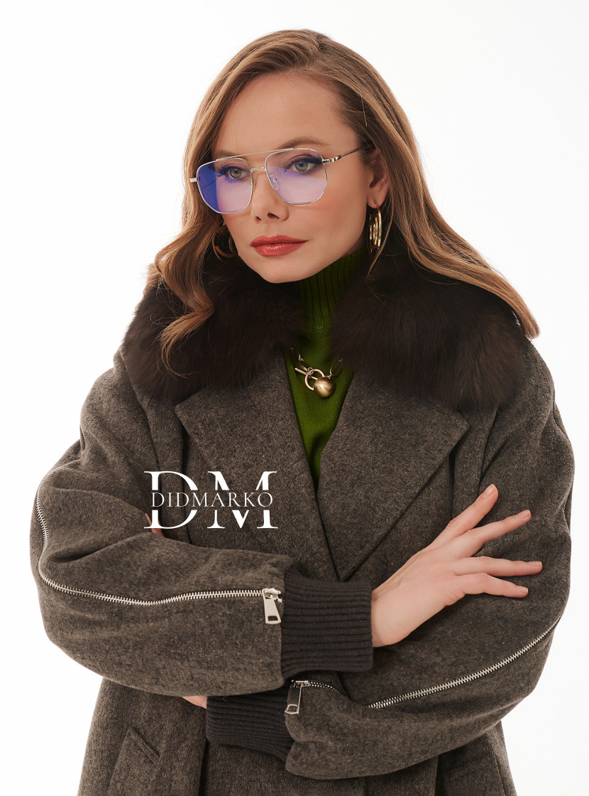 Утеплённое пальто из шерсти