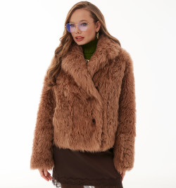 Короткая дубленка тиградо