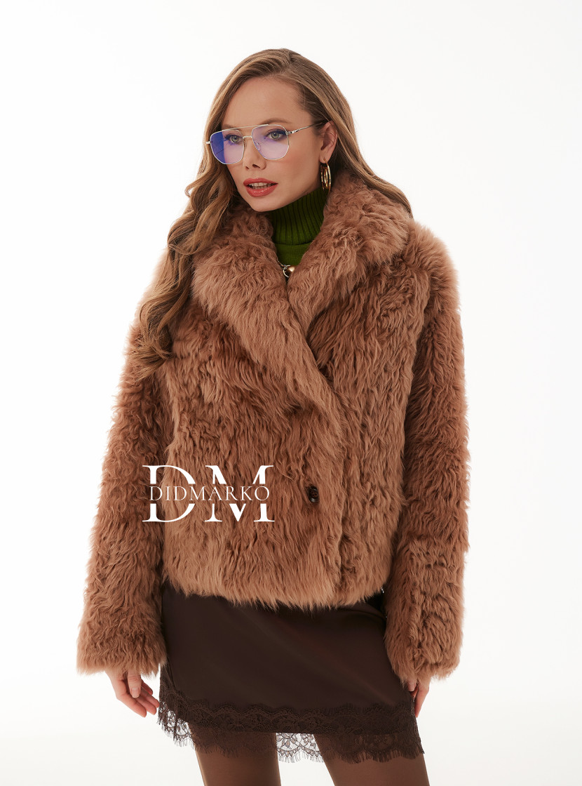 Короткая дубленка тиградо