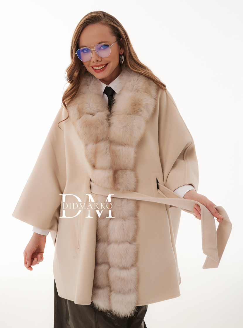 Кашемировое пончо с мехом