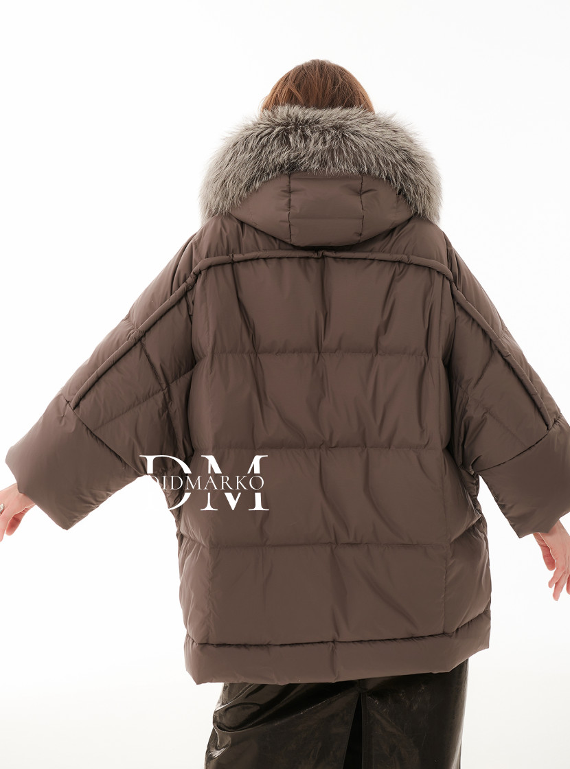 Зимний пуховик с мехом чернобурки