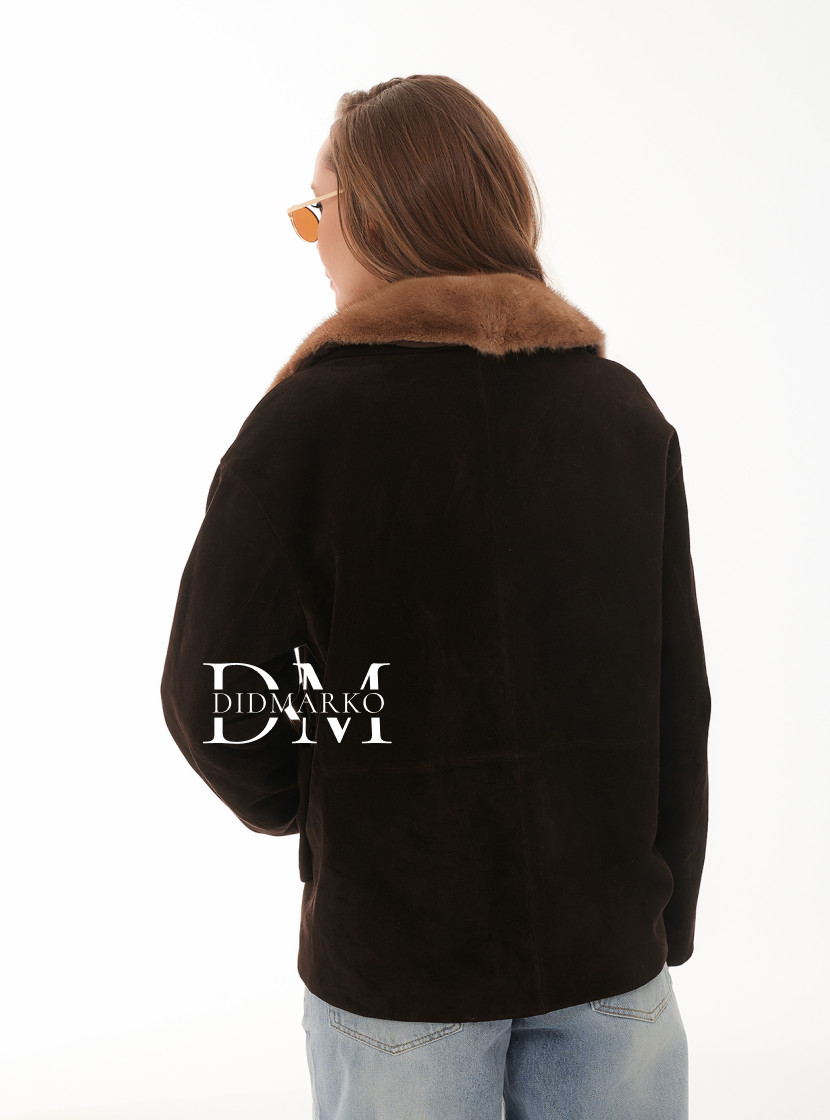 Замшевый пиджак с мехом норки