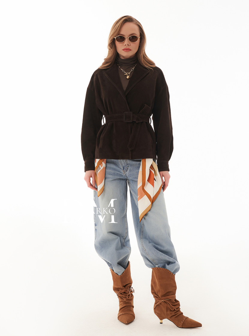 Замшевый жакет коричневого цвета 