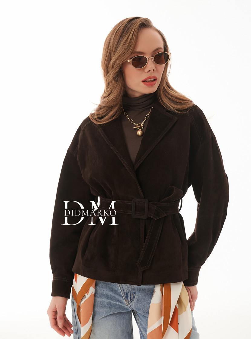 Замшевый жакет коричневого цвета 