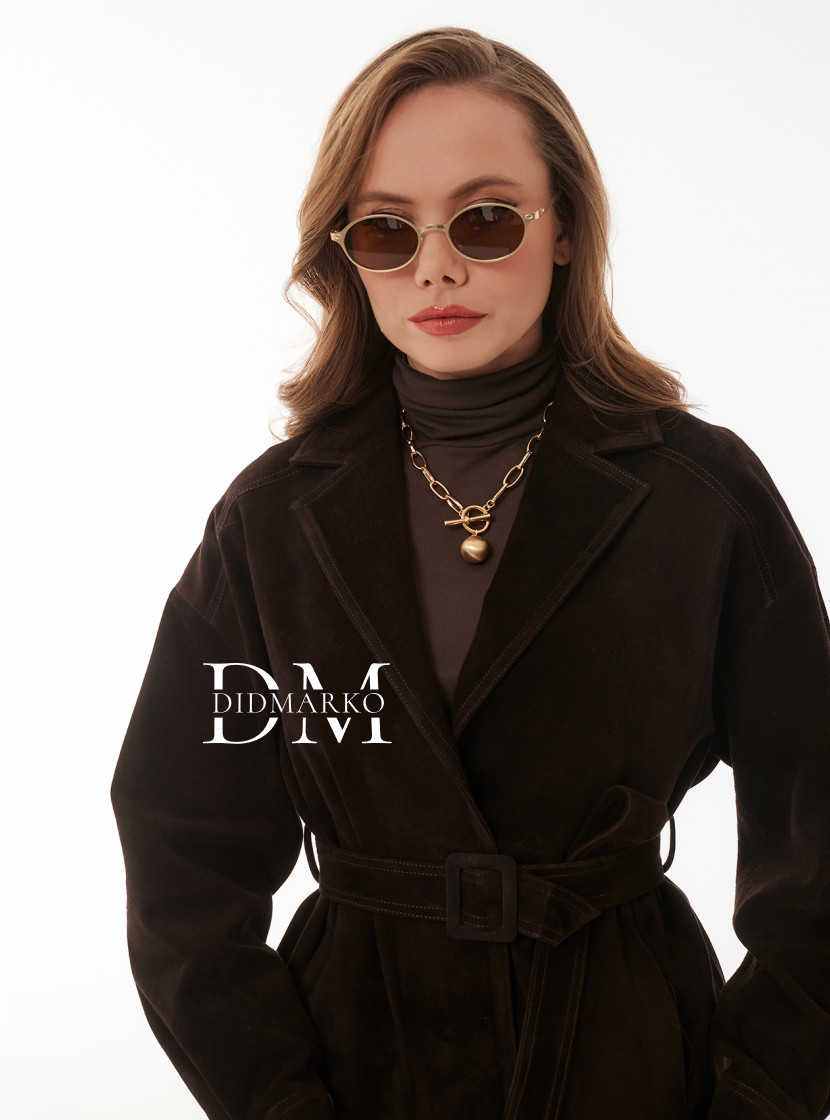 Замшевый жакет коричневого цвета 