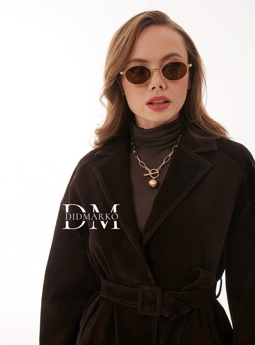 Замшевый жакет коричневого цвета 