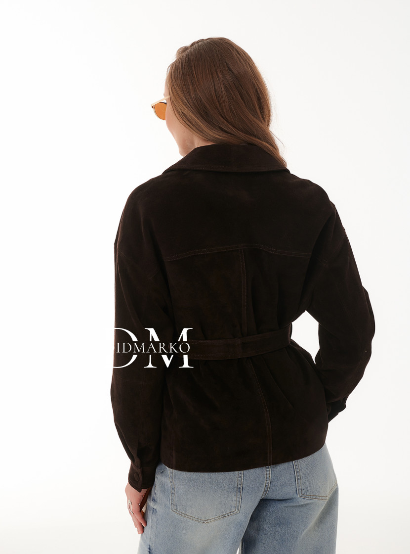 Замшевый жакет коричневого цвета 