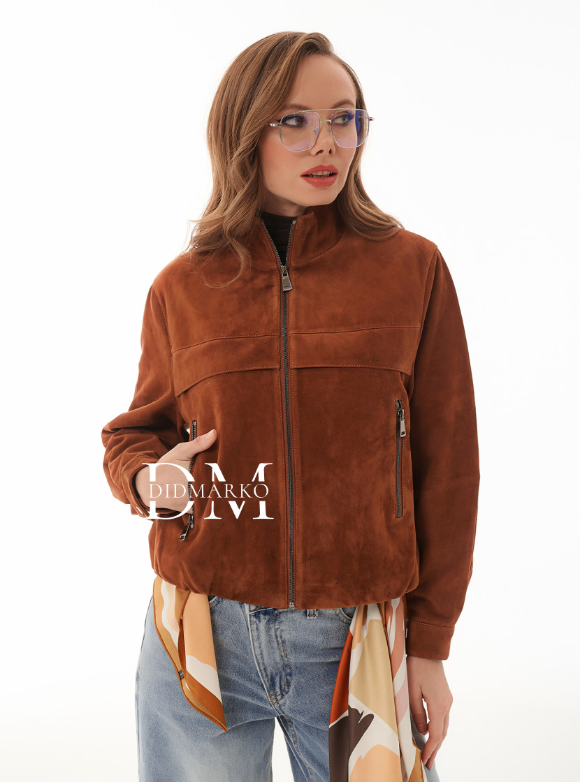 Рыжая куртка из замши