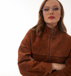 Рыжий бомбер из замши