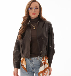 Короткая кожаная куртка 