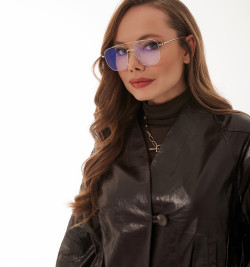 Короткая кожаная куртка 