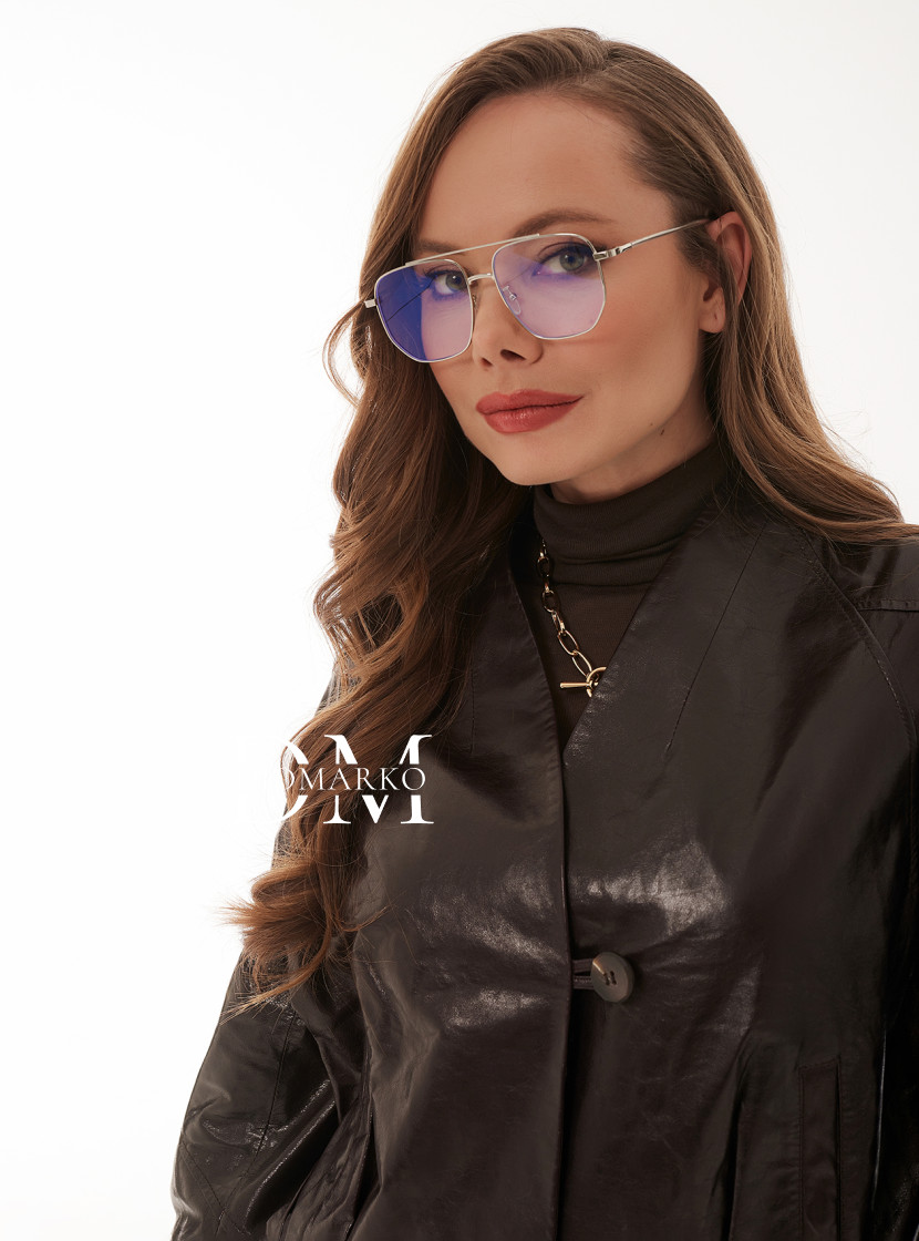 Короткая кожаная куртка 