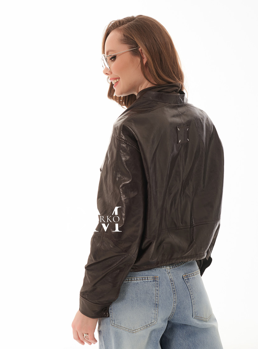 Короткая кожаная куртка 