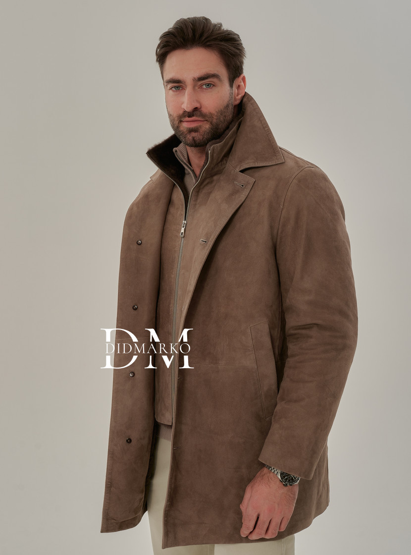 Демисезонный тренч из замши со съемной манишкой