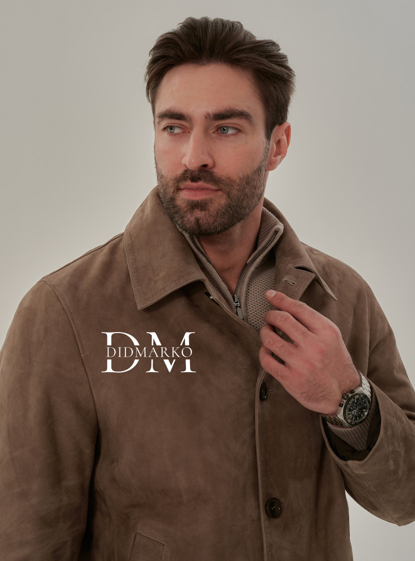 Демисезонный тренч из замши со съемной манишкой