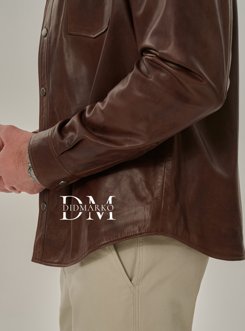 Легкая рубашка из натуральной кожи