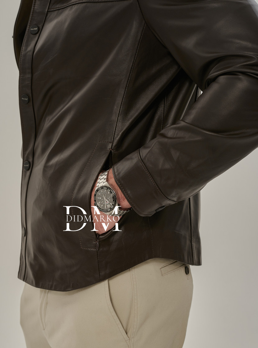 Стильная коричневая кожаная рубашка для мужчин  