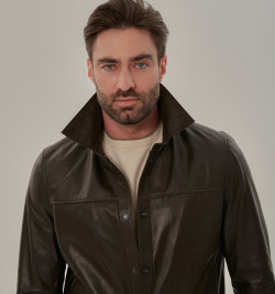 Стильная коричневая кожаная рубашка для мужчин  