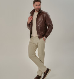 Стильный кожаный мужской бомбер