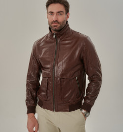 Стильный кожаный мужской бомбер