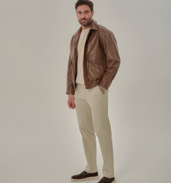 Мужская куртка на резинке светлая